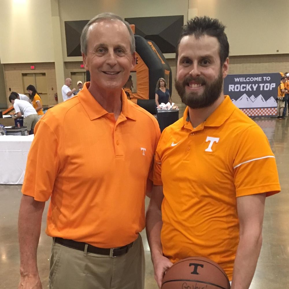 Meet your Posher, Casey